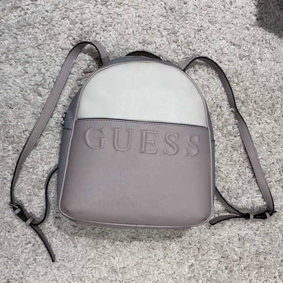 Guess backpack 3 toned - Picture 2 of 7